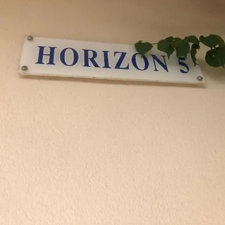 Direct Apartment *